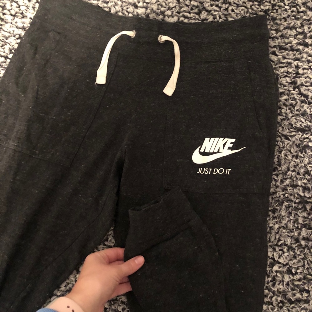 nike joggers